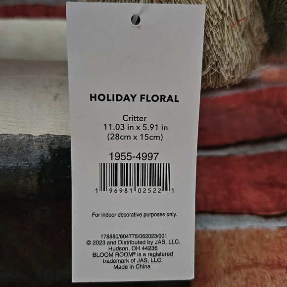 #496 Bloom Festive- Squirrel Duo with Snowball NEW - Picture 5 of 7